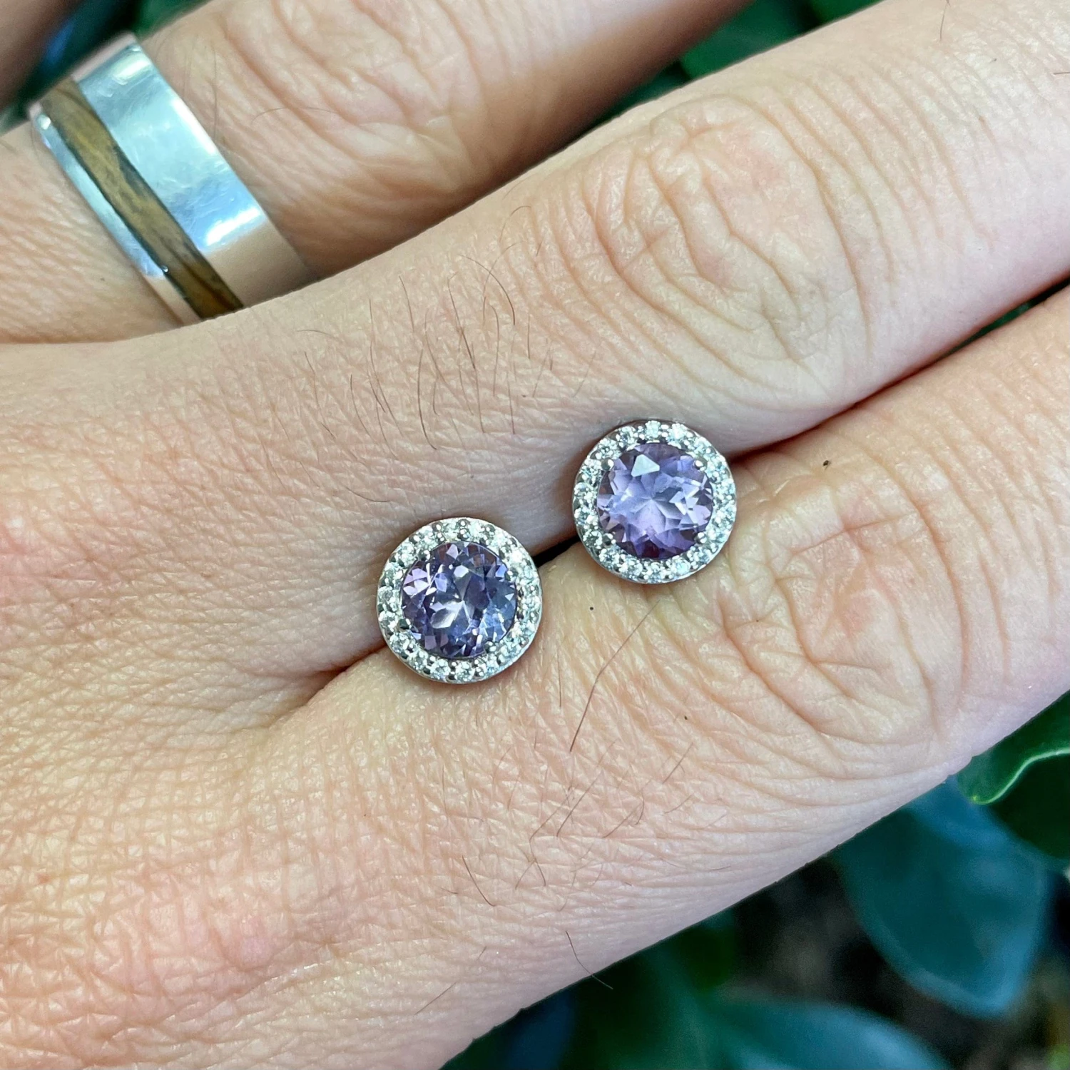 Boucles d'oreilles en argent sterling serties d'améthystes Boucles D'oreilles En Argent Sterling Serties D'améthystes -Mathieu Blan Chard Soldes larus boucles d oreilles boucles d oreilles en argent sterling serties d amethystes 37486809481464