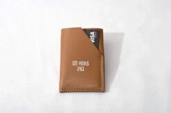 Porte-cartes En Cuir -Mathieu Blan Chard Soldes les mains d ici caramel porte cartes en cuir 22982768918695