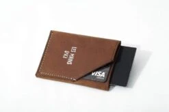 Porte-cartes En Cuir -Mathieu Blan Chard Soldes les mains d ici porte cartes en cuir 22982768885927