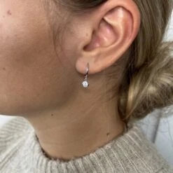 Boucles D'oreilles Huggies Classique Scintillants En Argent Sterling -Mathieu Blan Chard Soldes mathieu blanchard boucles d oreilles argent boucles d oreilles huggies classique scintillants en argent sterling 38522987741432