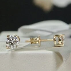 Boucles D'oreilles Classiques En Or Jaune Ou Blanc 10K Et Moissanites