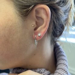 Boucles D'oreilles Huggies En Argent Sterling -Mathieu Blan Chard Soldes mathieu blanchard boucles d oreilles boucles d oreilles huggies 18mm en argent sterling 38523034239224