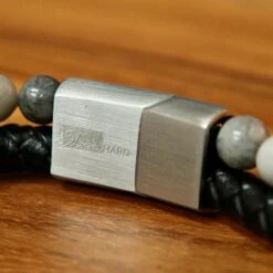 Bracelet Stone En Cuir, Acier Et Jaspe 6 Bracelet Stone En Cuir, Acier Et Jaspe -Mathieu Blan Chard Soldes mathieu blanchard bracelets bracelet stone en cuir acier et jaspe 39123193463032