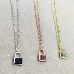 Collier Cadenas Mailles Rectangles En Argent Sterling 2 Collier Cadenas Mailles Rectangles En Argent Sterling -Mathieu Blan Chard Soldes mathieu blanchard chaine collier cadenas mailles rectangles en argent sterling 30792424587431