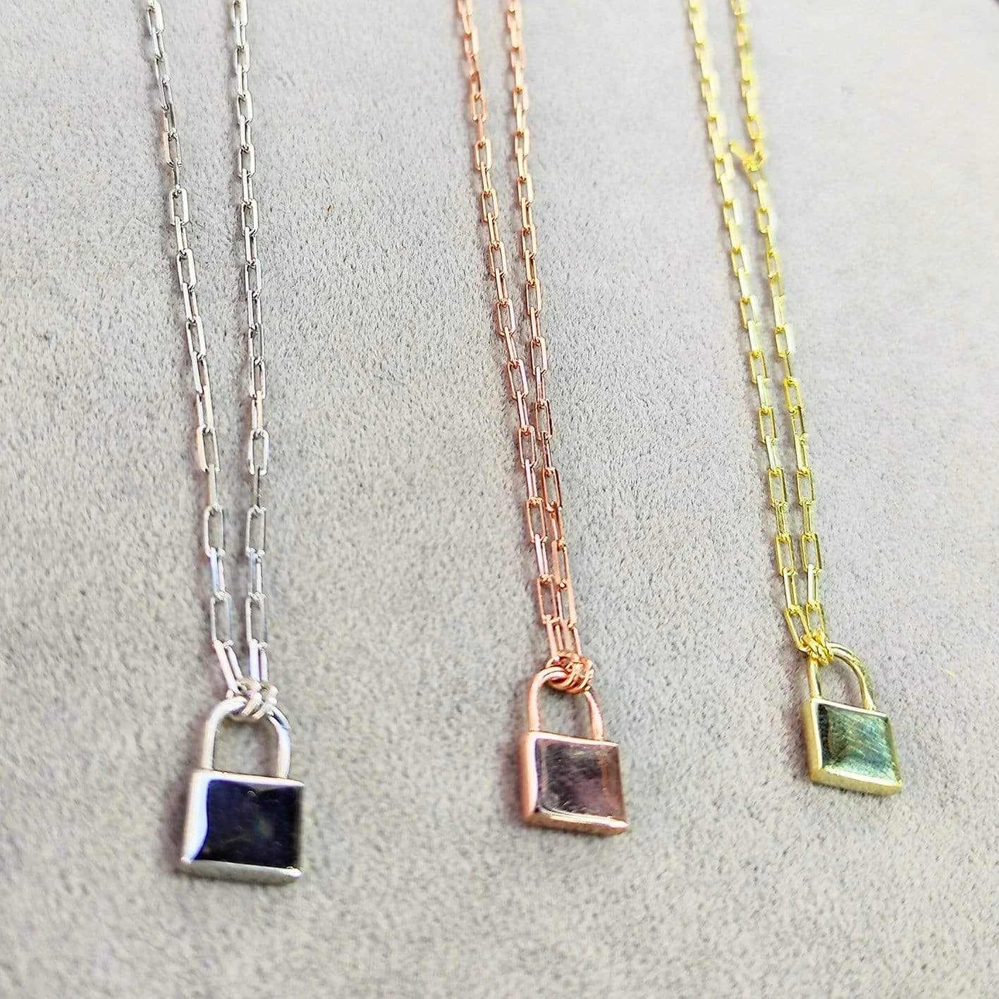 Collier Cadenas mailles rectangles en argent sterling Collier Cadenas Mailles Rectangles En Argent Sterling -Mathieu Blan Chard Soldes mathieu blanchard chaine collier cadenas mailles rectangles en argent sterling 30792424587431