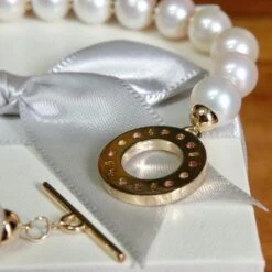 Bracelet De Perles D'eau Douce, Or 14K Serti De Tourmalines Et Diamants 10 Bracelet De Perles D'eau Douce, Or 14K Serti De Tourmalines Et Diamants -Mathieu Blan Chard Soldes mathieu blanchard colliers or 14k 7 pouces bracelet perles d eau douce en or jaune 14k serti de tourmalines et diamants 39105795096824