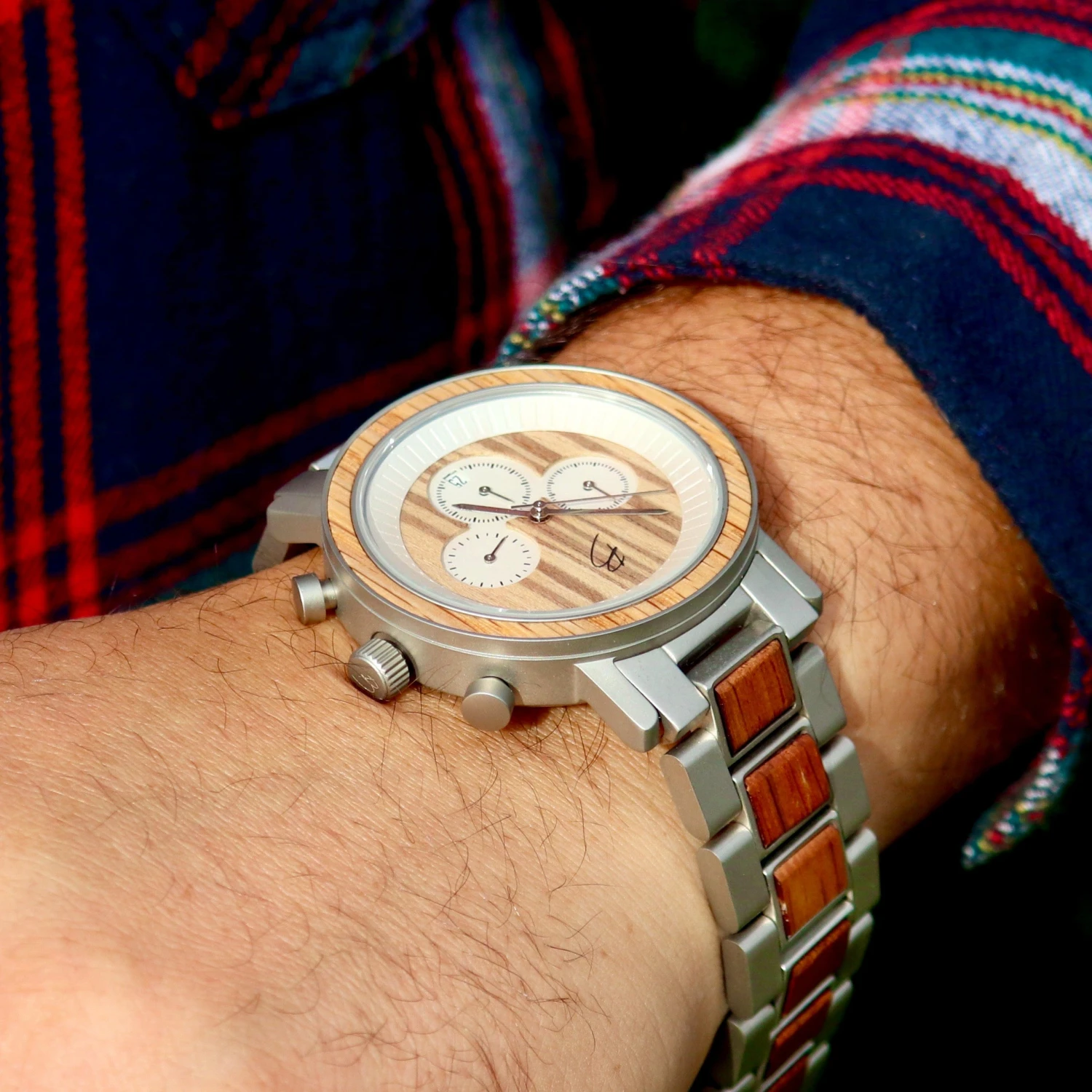 Montre Harrison en bois de baril de whisky recyclé Montre Harrison En Bois De Baril De Whisky Recyclé -Mathieu Blan Chard Soldes montre harrison en bois de whisky recycle chene provenant de baril de whisky mathieu blanchard montres mathieu blanchard 39605666971896