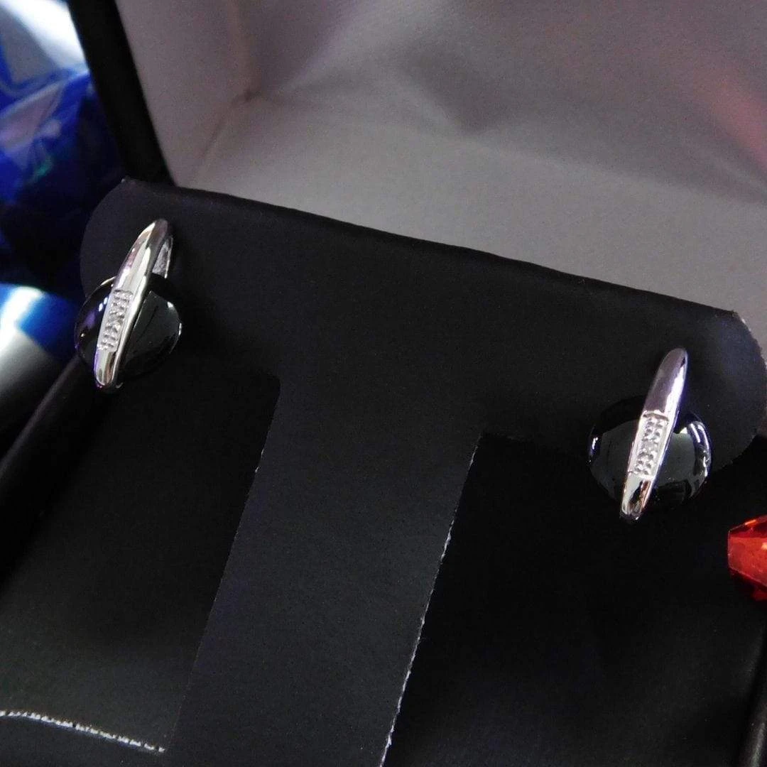 Boucles d'oreilles en or 10K, diamants et onyx Boucles D'oreilles En Or 10K, Diamants Et Onyx -Mathieu Blan Chard Soldes or 10kt boucles d oreilles en or 10k diamants et onyx 28772690231463