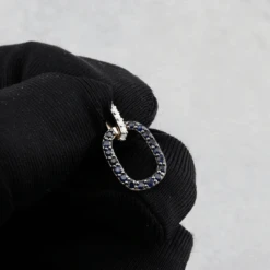 Pendentif En Or 14K, Diamants Et Saphirs -Mathieu Blan Chard Soldes pendentif en or 14k diamants et saphirs ppe15673s pendentif en or 14k diamants et saphirs 0 35 ct mathieu blanchard mathieu blanchard joaillerie 1176250124