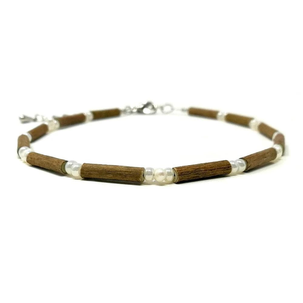 Bracelet de cheville en bois de noisetier et perles Bracelet De Cheville En Bois De Noisetier Et Perles -Mathieu Blan Chard Soldes pur noisetier pure hazelwood les bijoux taille unique 9 5 a 10 5 24 a 27 cm bracelet de cheville en bois de noisetier et perles 21000038219943