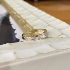 Bague Semi-éternité En Or Jaune Ou Blanc 10K 2 Bague Semi-éternité En Or Jaune Ou Blanc 10K -Mathieu Blan Chard Soldes rpm bague semi eternite cz en or jaune ou blanc 10k 28895636488359