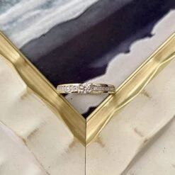 Bague Semi-éternité En Or Jaune Ou Blanc 10K 3 Bague Semi-éternité En Or Jaune Ou Blanc 10K -Mathieu Blan Chard Soldes rpm bague semi eternite cz en or jaune ou blanc 10k 36302895775992