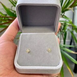 Boucles D'oreilles Pyramides En Or 10K -Mathieu Blan Chard Soldes rpm boucles d oreilles boucles d oreilles pyramides en or jaune 10k 37183993479416