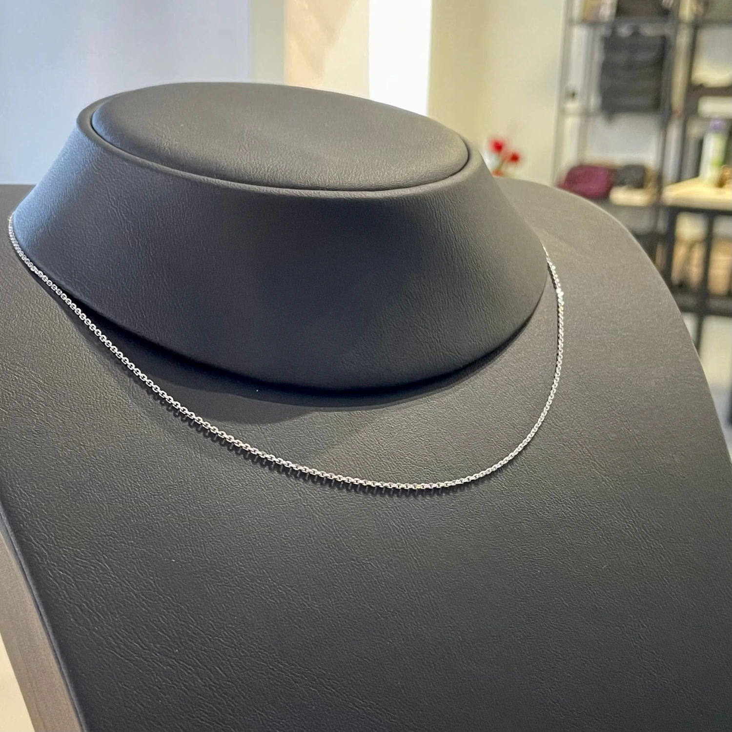 Chaîne Forçat en or 10K Chaîne Forçat En Or 10K -Mathieu Blan Chard Soldes rpm chaine forcat diamante en or jaune 10k 16 pouces 36534634643704